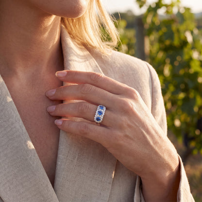18kt White Gold 3 Stone Round Diamond and Sapphire Ring