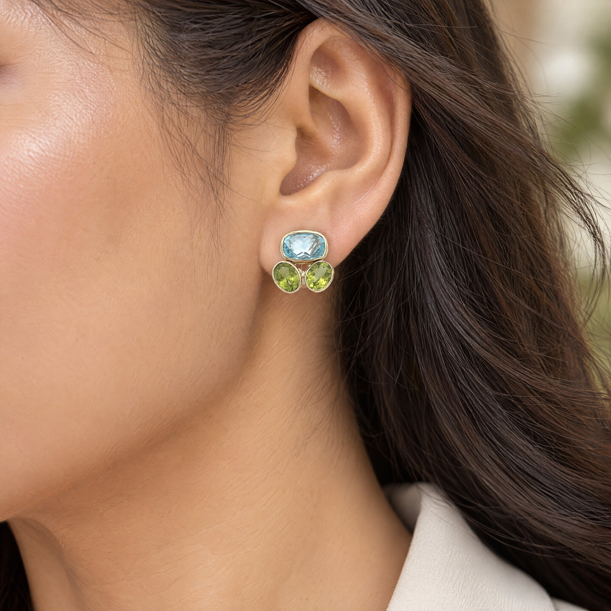 Raymond Mazza 14k Yellow Gold Peridot Blue Topaz Cluster Earrings